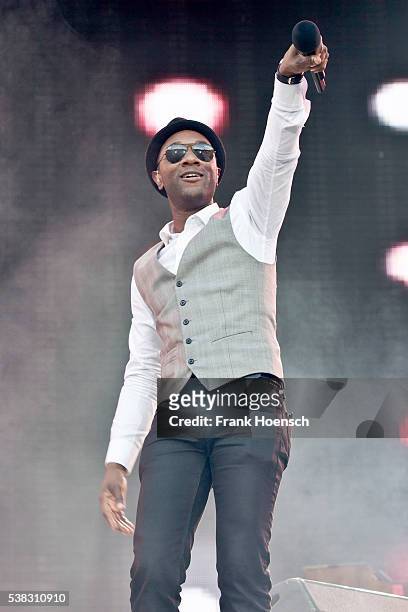 American singer Aloe Blacc performs live during the Peace X Peace Festival at the Waldbuehne on June 5, 2016 in Berlin, Germany.