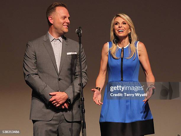 Hosts Matthew West and Elisabeth Hasselbeck speak in tjhe press room at the 4th Annual KLOVE Fan Awards at Grand Ole Opry House on June 5, 2016 in...