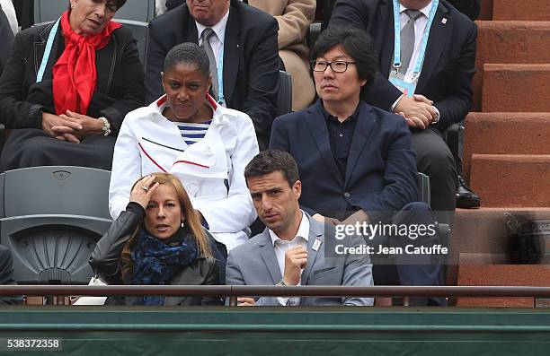 From top Marie-Jose Perec, Jean-Vincent Place, Anne Gravoin, wife of French Prime Minister Manuel Valls, Tony Estanguet attend the Men's Singles...