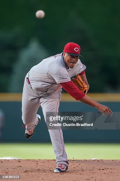 Alfredo Simon of the Cincinnati Reds pitches against the Colorado Rockies in the first inning of a game at Coors Field on June 2, 2016 in Denver,...