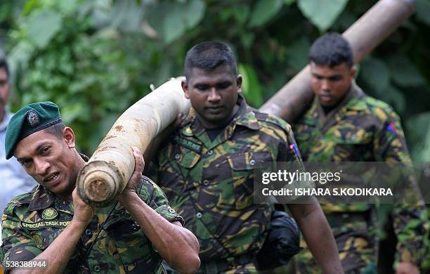 Colombo Roket 157 Multi Barrel Rocket Launcher Stock Photos, High-Res Pictures, and ...