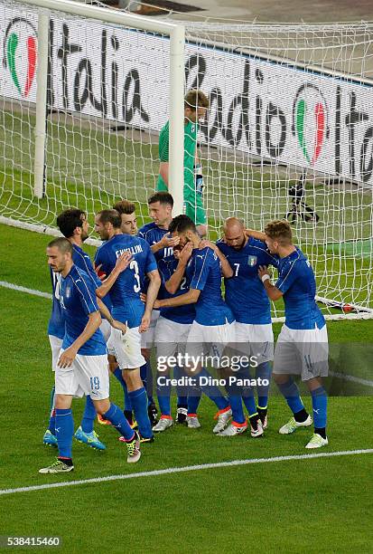 Antonio Candreva of Italy celebrates after scoring his opening goal from the penalty spot during the international friendly match between Italy and...