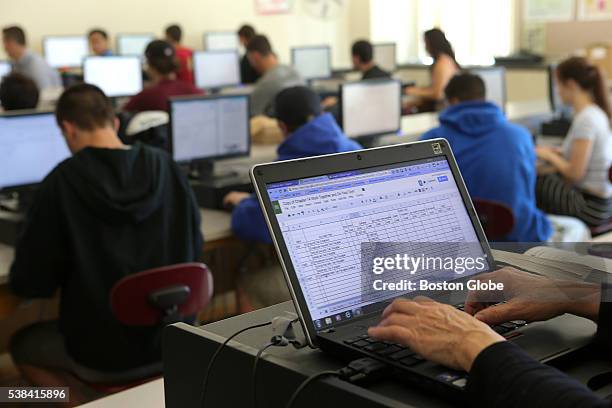 Google Classroom Computer Lab 60 Google Classroom Photos & High Res Pictures - Getty Images