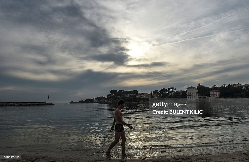 FRANCE-TOURISM-FEATURE