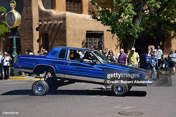 Low Ridere Lowrider Hydraulics Photos and Premium High Res Pictures - Getty Images