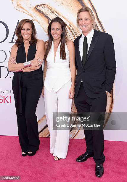 Donna Karan, Gabby Felice Karan and Russell James attend the 2016 CFDA Fashion Awards at the Hammerstein Ballroom on June 6, 2016 in New York City.