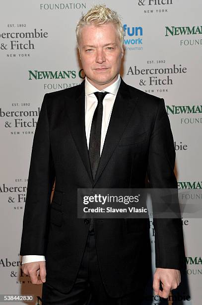 Trumpeter Chris Botti attends SeriousFun Children's Network 2016 NYC Gala Arrivals on June 6, 2016 in New York City.