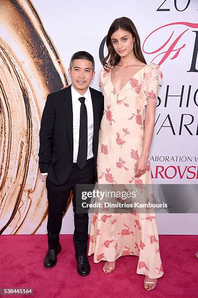 Thakoon Panichgul and Taylor Hill attend the 2016 CFDA Fashion Awards at the Hammerstein Ballroom on June 6, 2016 in New York City.