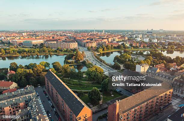 panoramic view from center of copenhagen toward amager, denmark - city stockfoto's en -beelden