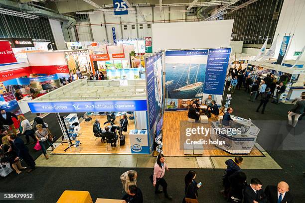 itb berlin 2016 - tentoonstelling stockfoto's en -beelden