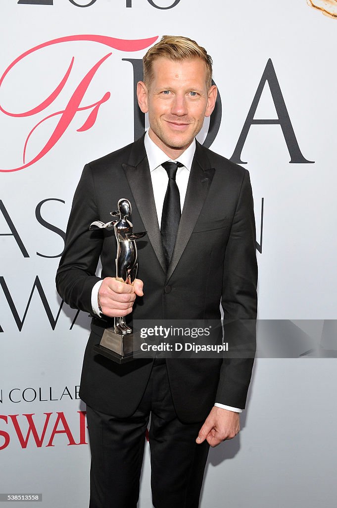 2016 CFDA Fashion Awards - Winners Walk