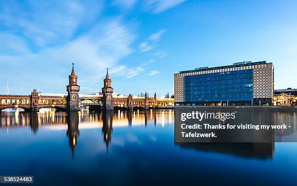 oberbaumbrücke, berlin - oberbaumbruecke stock pictures, royalty-free photos & images