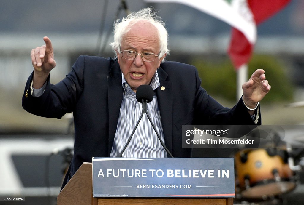 Bernie Sanders A Future To Believe In San Francisco GOTV Concert