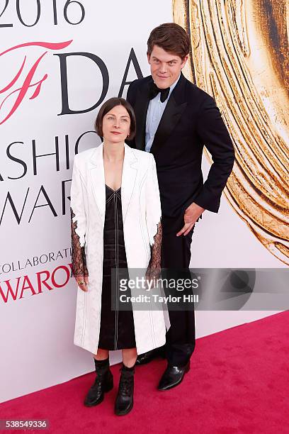 Donna Tartt and Wes Gordon attend the 2016 CFDA Fashion Awards at the Hammerstein Ballroom on June 6, 2016 in New York City.