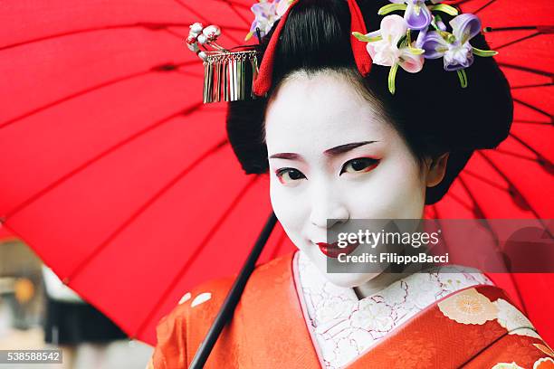 maiko girl portrait - geisha 個照片及圖片檔