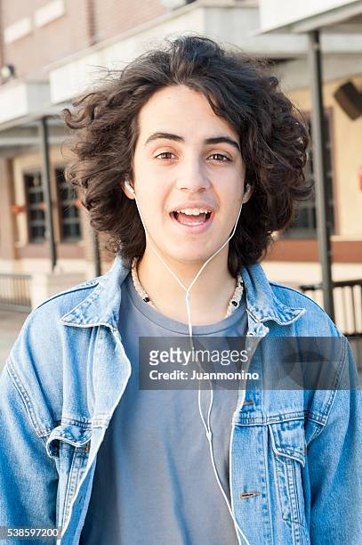4,009 Teen Boy Long Hair Photos and Premium High Res Pictures - Getty Images