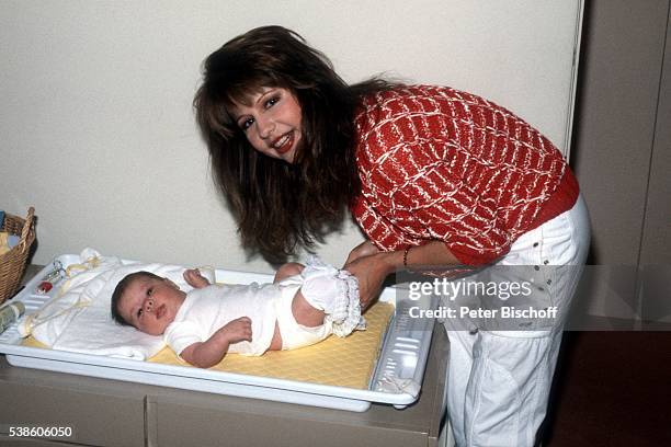 Pia Zadora, Tochter Kady Riklis, Homestory am in Los Angeles, USA.