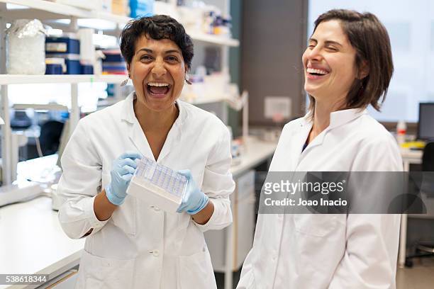 latina leadership - scientist in lab stock pictures, royalty-free photos & images