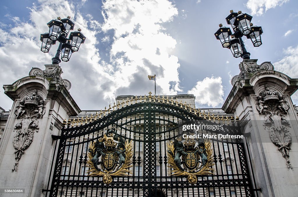 Entrance gate of  Buckingham Palace