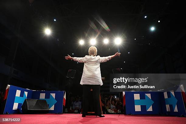 Democratic presidential candidate former Secretary of State Hillary Clinton speaks during a primary night event on June 7, 2016 in Brooklyn, New...