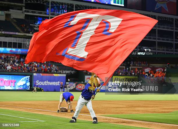 Rangers Captain - Texas Rangers Mascot – mlbmascot