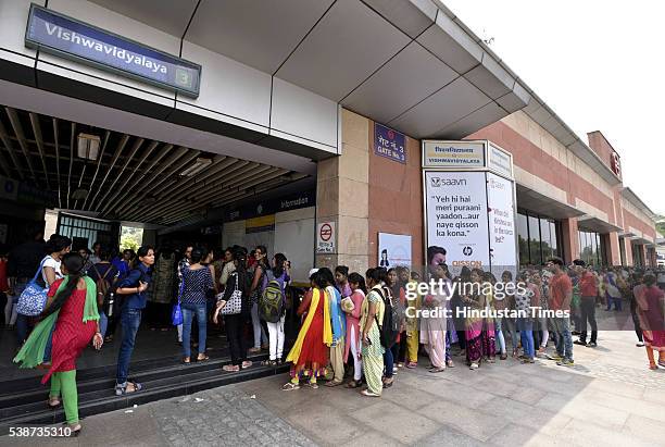 24 Vishwavidyalaya Metro Station Stock Photos High Res Pictures And 24-vishwavidyalaya-metro-station-stock-photos-high-res-pictures-and
