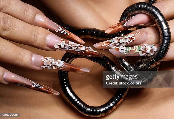  fotos e imágenes de Nails Art - Getty Images