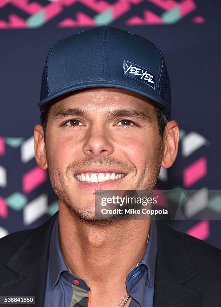 Singer-songwriter Granger Smith attends the 2016 CMT Music awards at the Bridgestone Arena on June 8, 2016 in Nashville, Tennessee.