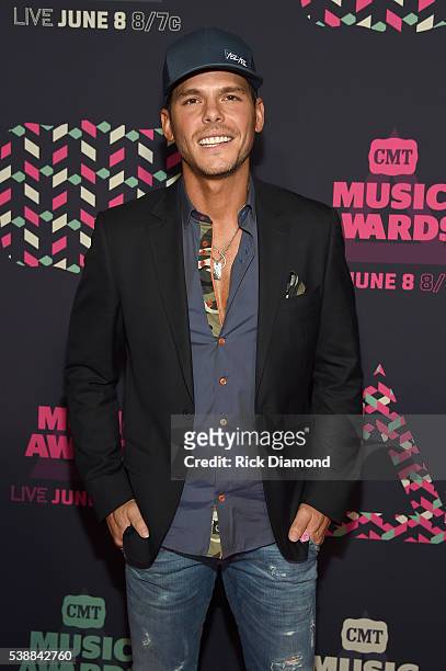 Singer-songwriter Granger Smith attends the 2016 CMT Music awards at the Bridgestone Arena on June 8, 2016 in Nashville, Tennessee.
