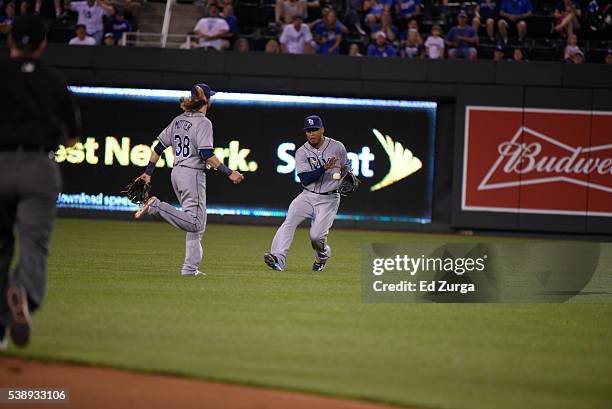 Desmond Jennings of the Tampa Bay Rays fields a ball against the Kansas City Royals at Kauffman Stadium on June 1, 2016 in Kansas City, Missouri.