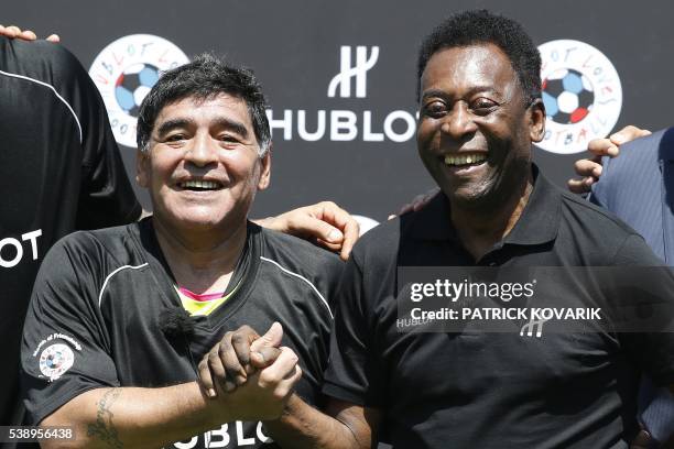218 Pele Maradona Photos & High Res Pictures - Getty Images