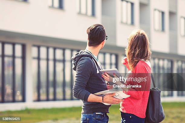 couple searching for a home - search new home stock pictures, royalty-free photos & images