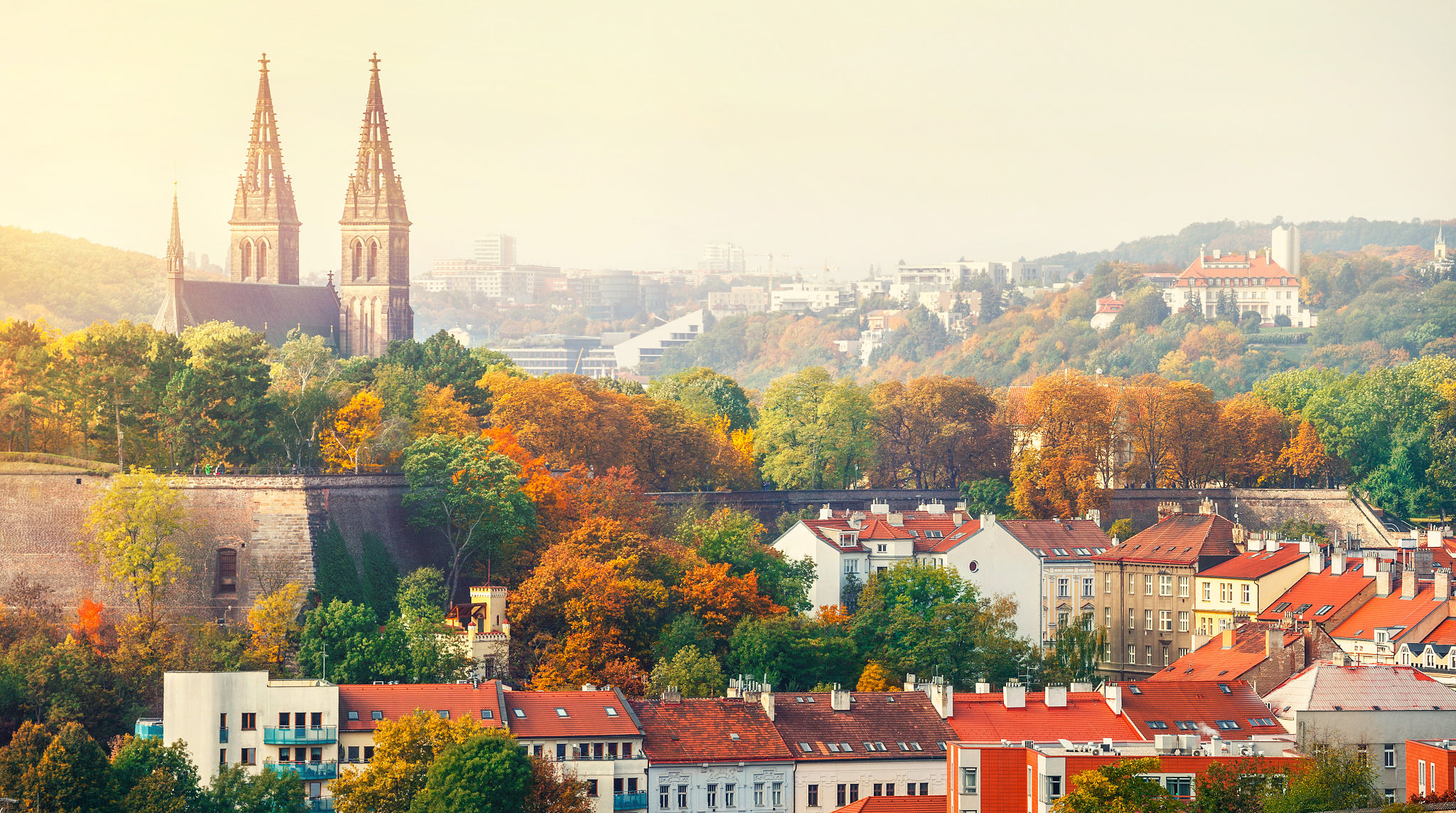autumn wedding prague