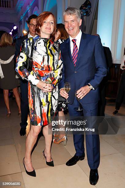 Nina Petri and Hermann Reichenspurner attend the 'Das Herz im Zentrum' Charity Gala on June 9, 2016 in Hamburg, Germany.