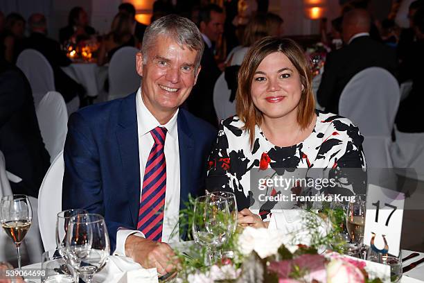 Hermann Reichenspurner and Katharina Fegebank attend the 'Das Herz im Zentrum' Charity Gala on June 9, 2016 in Hamburg, Germany.