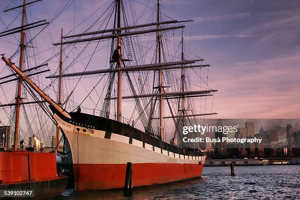 antique sailboats at south street seaport, nyc - south street seaport stockfoto's en -beelden