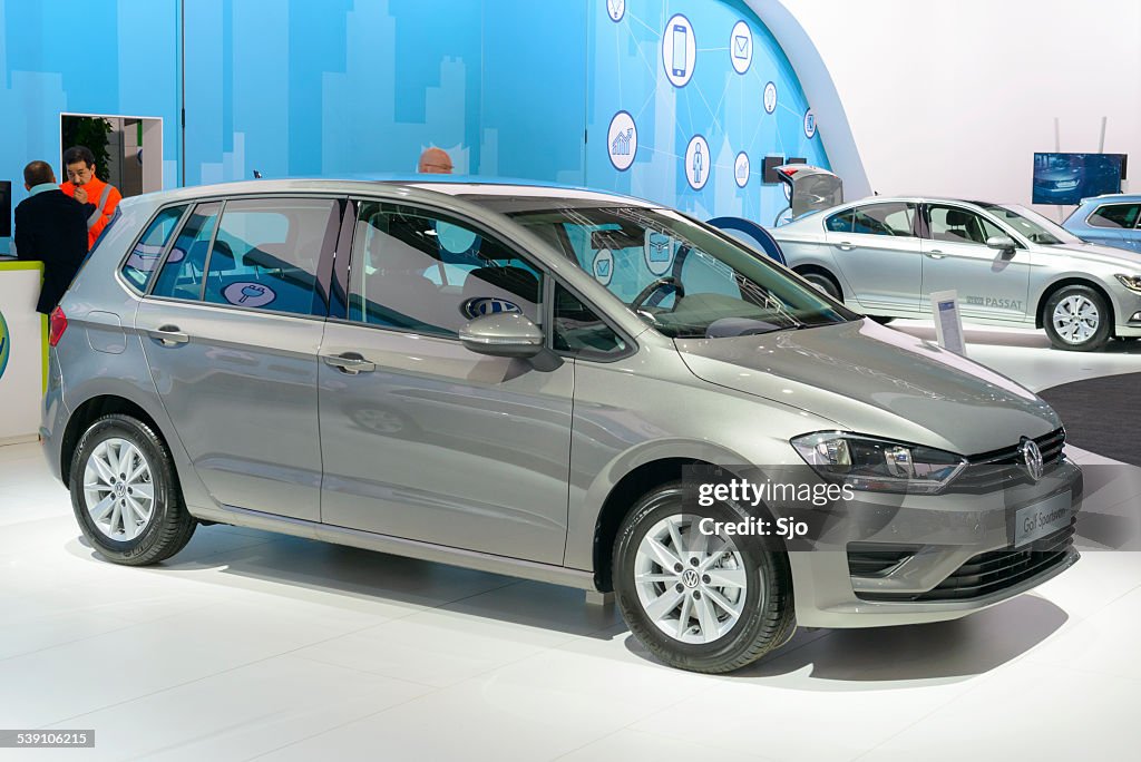 Volkswagen Golf Sportsvan hatchback car