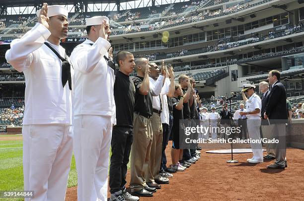 Delayed Entry Program Army Delayed Entry Program Photos and Premium High Res Pictures - Getty Images