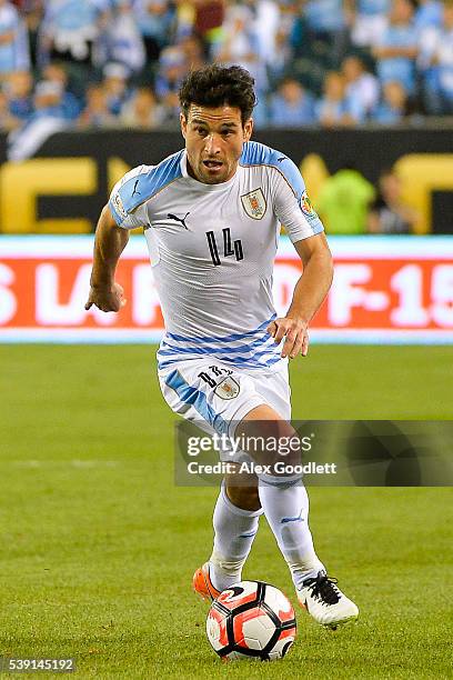 Nicolas Lodeiro of Uruguay drives the ball during a group C match between Uruguay and Venezuela at Lincoln Financial Field as part of Copa America...