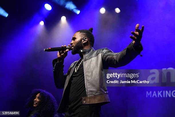 Singer Jason Derulo performs onstage during the 7th Annual amfAR Inspiration Gala at Skylight at Moynihan Station on June 9, 2016 in New York City.