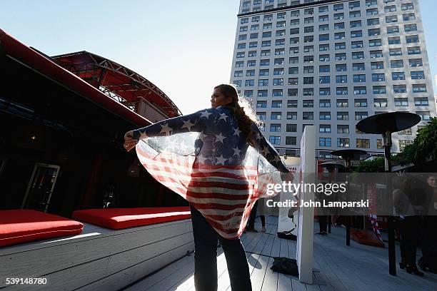 Amanda Bingson Photos and Premium High Res Pictures Getty Images