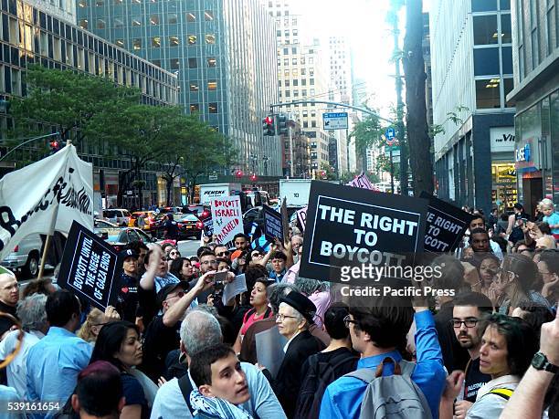 Around 300 people protest outside Governor Andrew Cuomo's office in New York City. Palestinian human rights has reached a critic point as Gov. Cuomo...