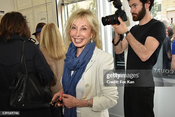 Arlette Gordon attends "55 Politiques" : Exhibition Preview at Galerie Dupin on June 9, 2016 in Paris, France.