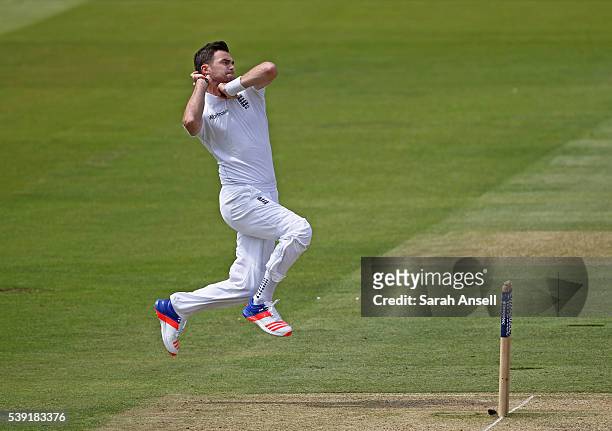 James Anderson of England bowls during day two of the 3rd Investec Test match between England and Sri Lanka at Lord's Cricket Ground on June 10, 2016...