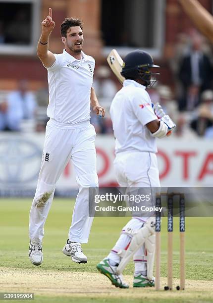 Steven Finn of England celebrates dismissing Dimuth Karunaratne of Sri Lanka during day two of the 3rd Investec Test match between England and Sri...