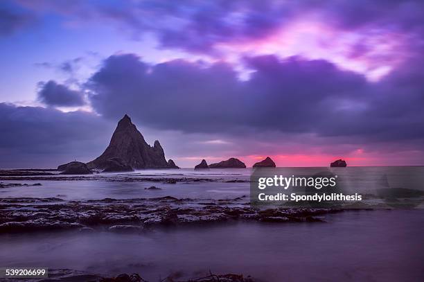 martins beach near half moon bay at sunset - san mateo county 個照片及圖片檔