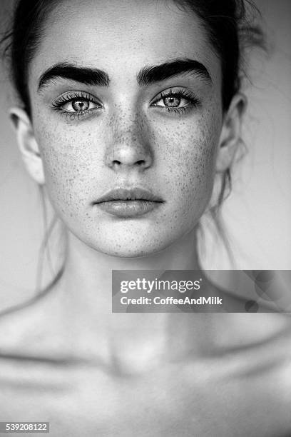 outdoor shot of young beautiful woman - woman portrait natural stock pictures, royalty-free photos & images