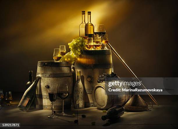 old cellar. wine, brandy, whiskey, calvados. - cognac 個照片及圖片檔