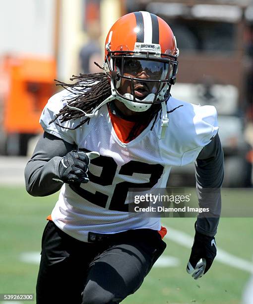 Cornerback Tramon Williams of the Cleveland Browns takes part in drills during an OTA on June 1, 2016 at the Cleveland Browns training facility in...