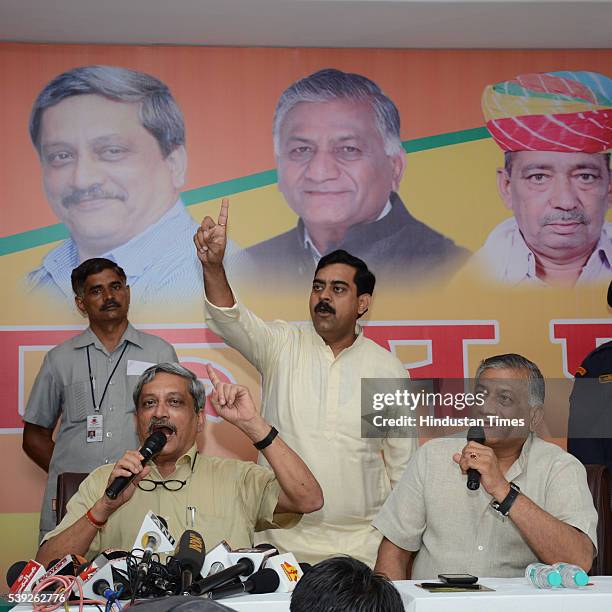 Manohar Rk C R Manohar Photos and Premium High Res Pictures - Getty Images